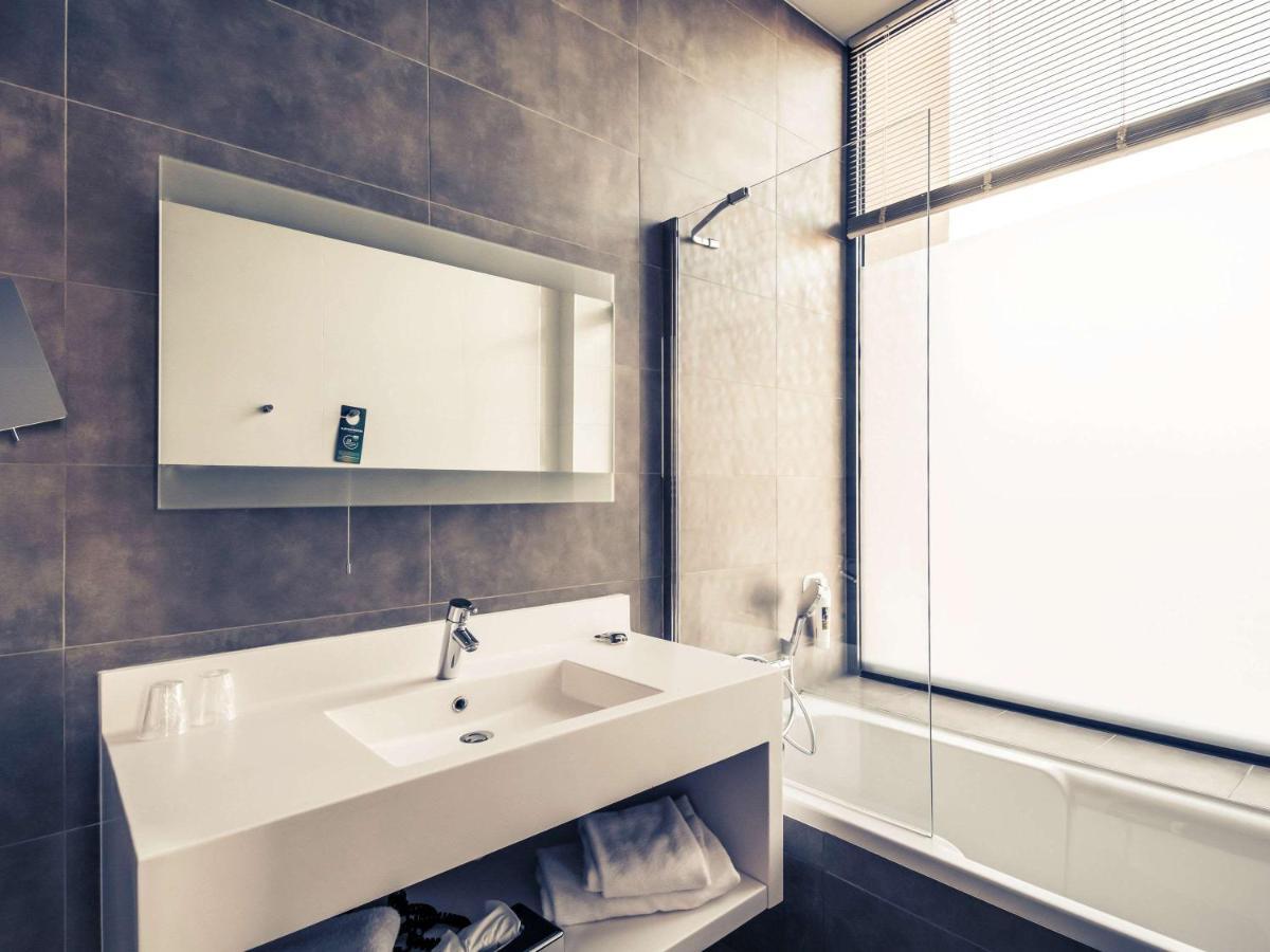 Mercure Cherbourg Centre Port Esterno foto